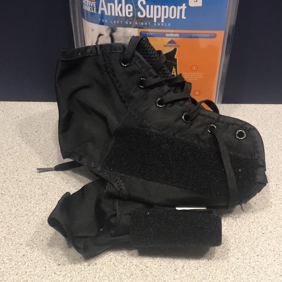 AS1 Ankle Support NEW IN BOX! L or R ankle - Picture 2 of 3
